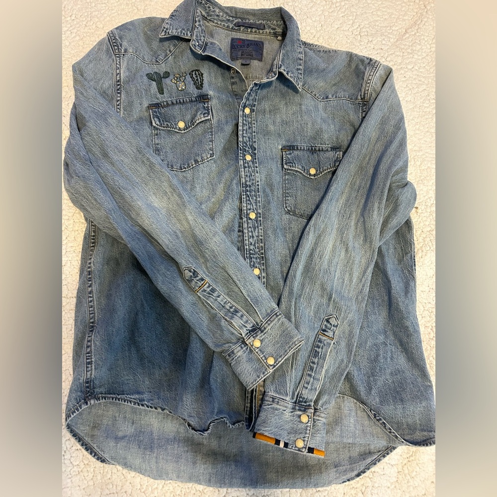 Lucky Brand denim pearl snap shirt